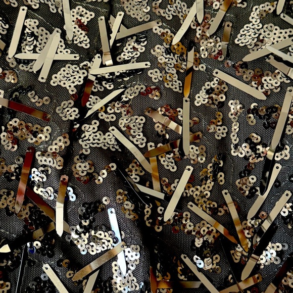 Elegant Black Sequin Dress - Picture 15 of 15